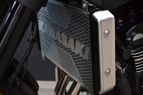 Kawasaki Z900RS 50thモデル 純正ラジエータースクリーン