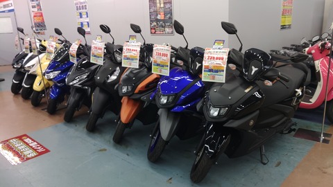 原付スクーター及び当社独自輸入の新車2
