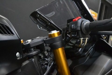 YZF-R15V４