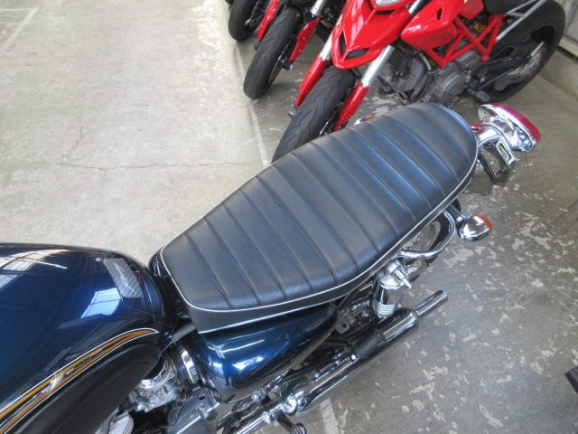 カワサキ W650 シート