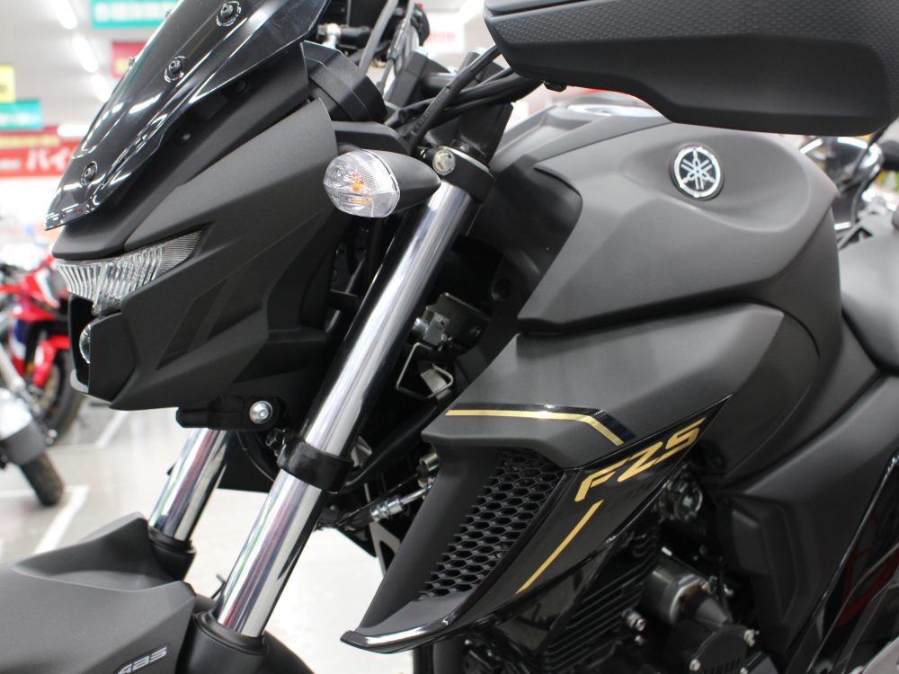 ヤマハ FZS25