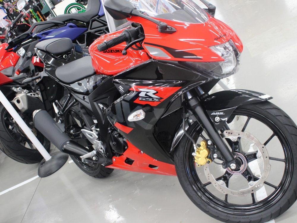 マーシャル BEET スズキ ハンドルグリップ 赤猫エンブレム 4点セット アウトレット 特別売り切り 当時 旧車 絶版車 BATBERRYエンブレムフィルム [EFZ06m] スズキマーク