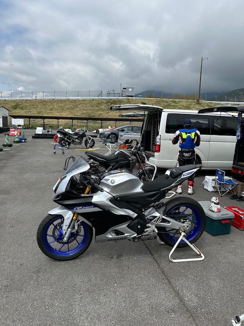 YZF-R15