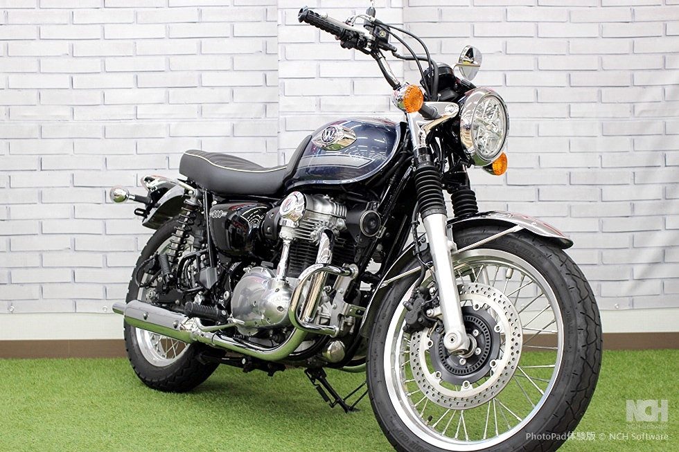 W8002