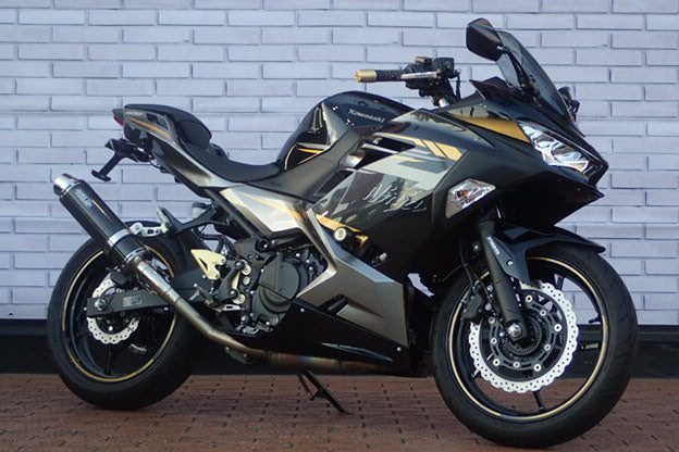 バイク館武蔵村山店　新入荷情報！カスタム多数！［カワサキ NINJA400］