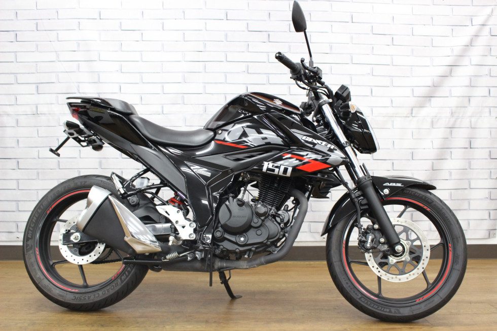 スズキ　GIXXER 150