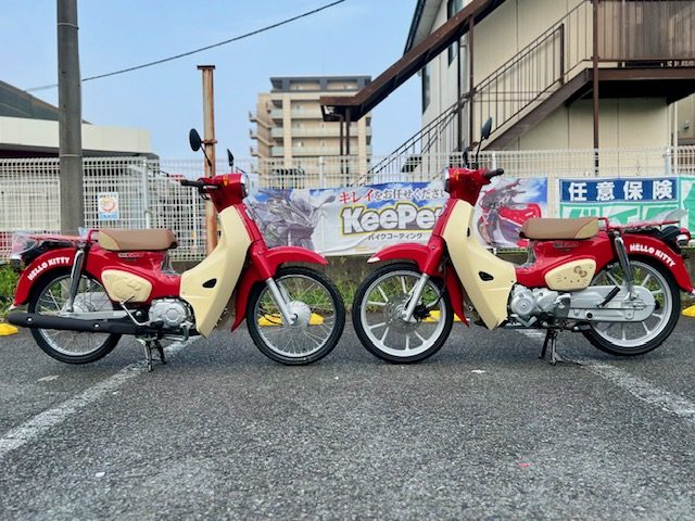 ハローキティ　スーパーカブ