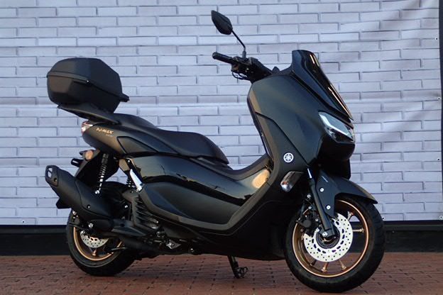 バイク館武蔵村山店　新入荷情報！夏の甲子園閉幕＆MAXシリーズ！［ヤマハ NMAX 155・T-MAX 560 TECH MAX］