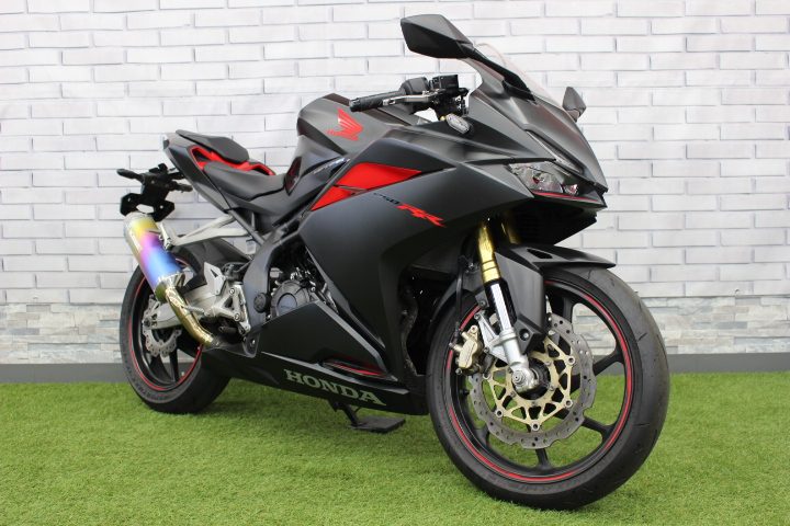 250ｃｃ本格派のスーパースポーツモデル　HONDA CBR250RR