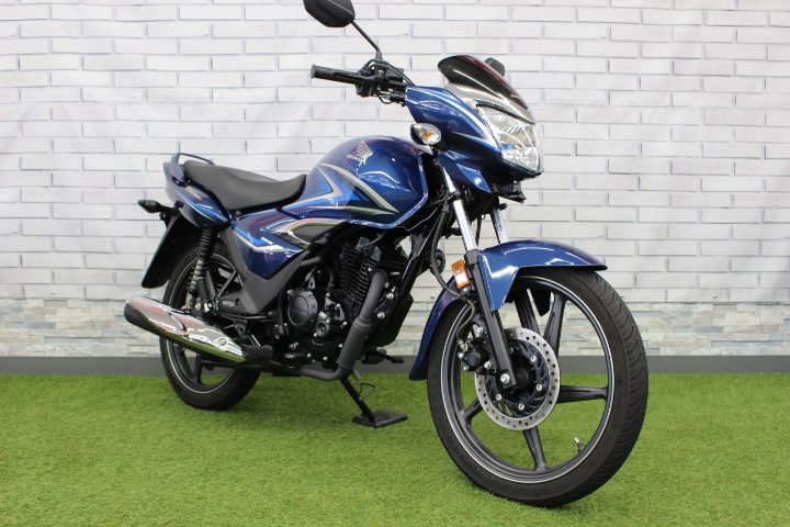 フルサイズ125ccミッションモデル！　HONDA　SHINE