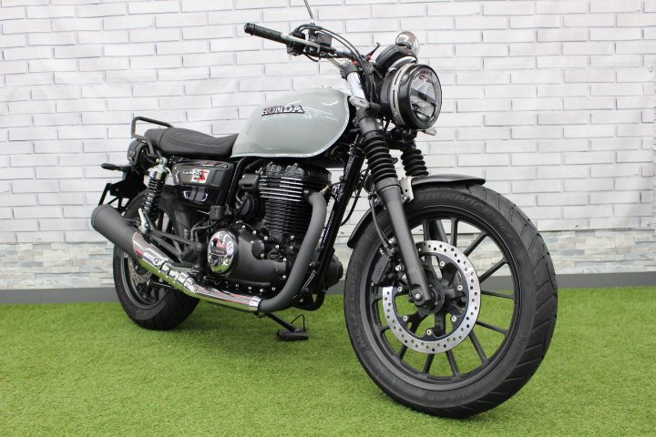クラシカルスタイルにスポーティを！HONDA　GB350S