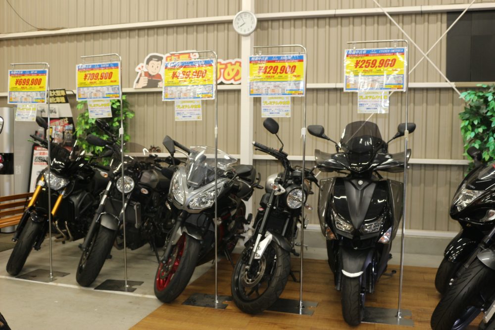 プレミアム中古車のご紹介！　