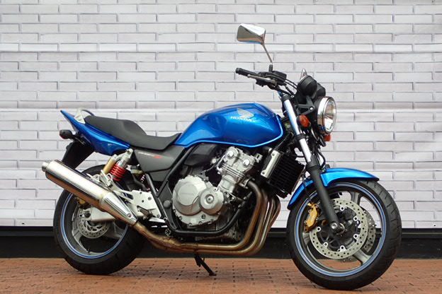 バイク館武蔵村山店　新入荷情報！スーフォア！［ホンダ CB400 SUPER FOUR］