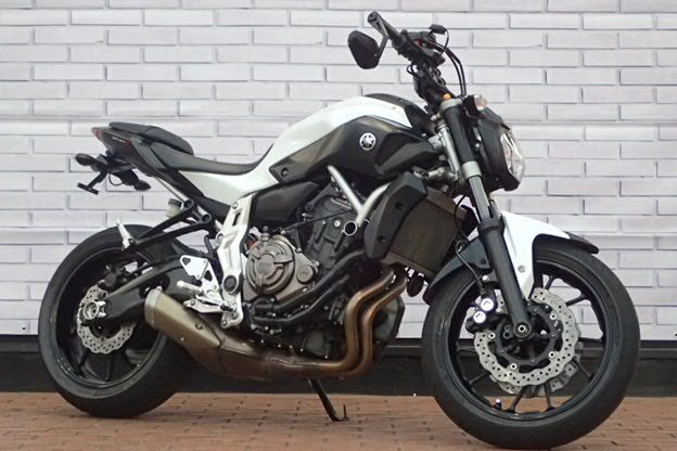 バイク館武蔵村山店　新入荷情報！軽くて速い！［ヤマハ MT-07］