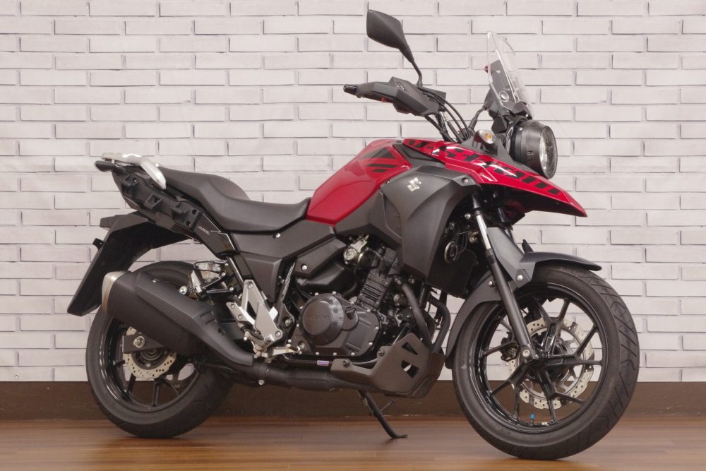 スズキ　Ｖストローム２５０　ＥＴＣ装備　店頭展示中です！