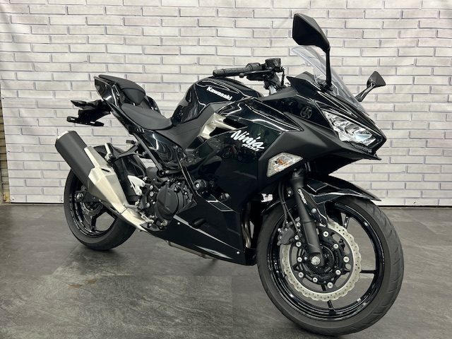 吉祥寺店 カワサキ【NINJA400】入庫です!