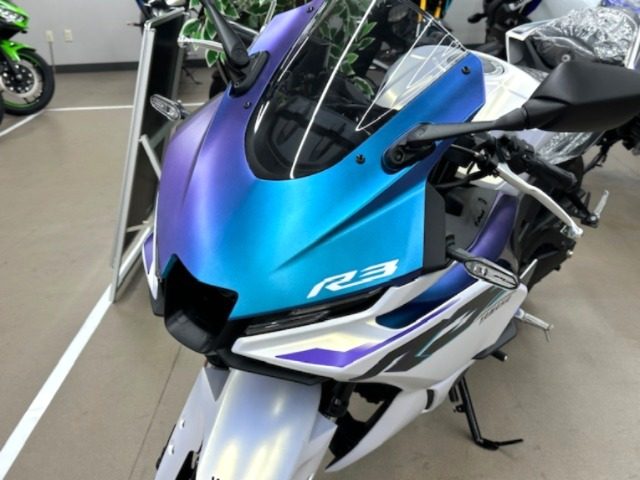 YZF-R3 マットイエローイッシュホワイトパール