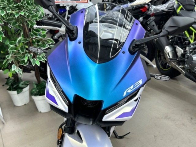YZF-R3 マットイエローイッシュホワイトパール