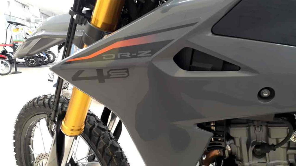 スズキニューモデル