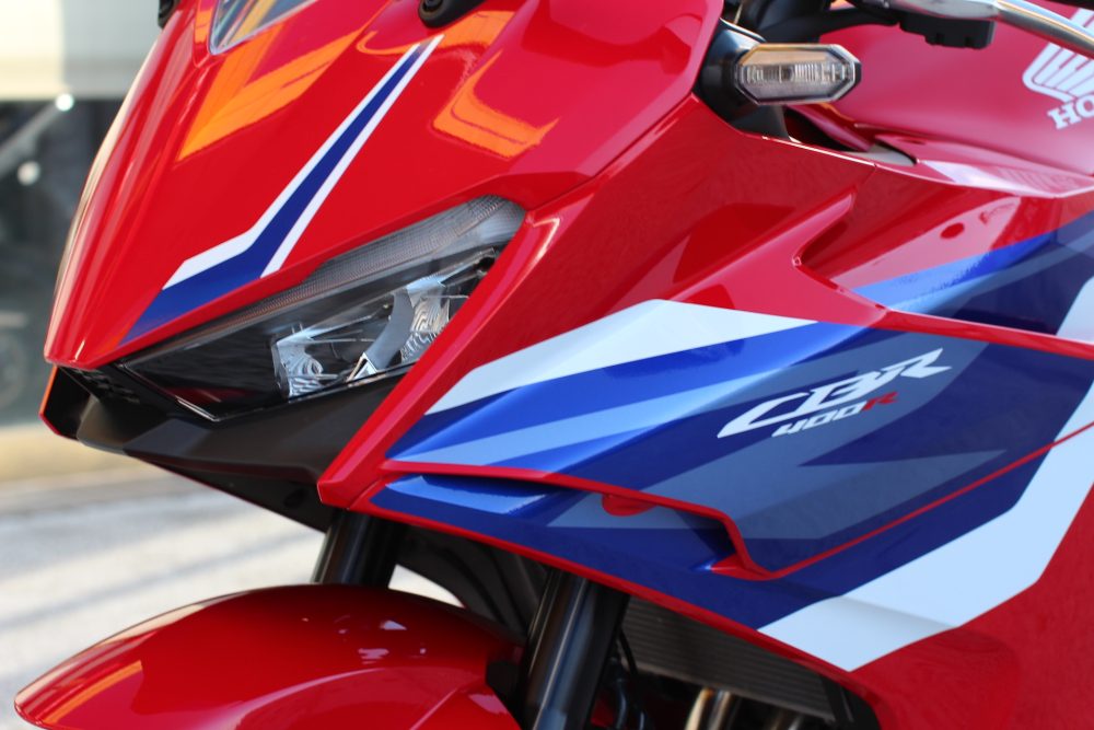 ホンダ　CBR400R　札幌店限定キャンペーン実施中