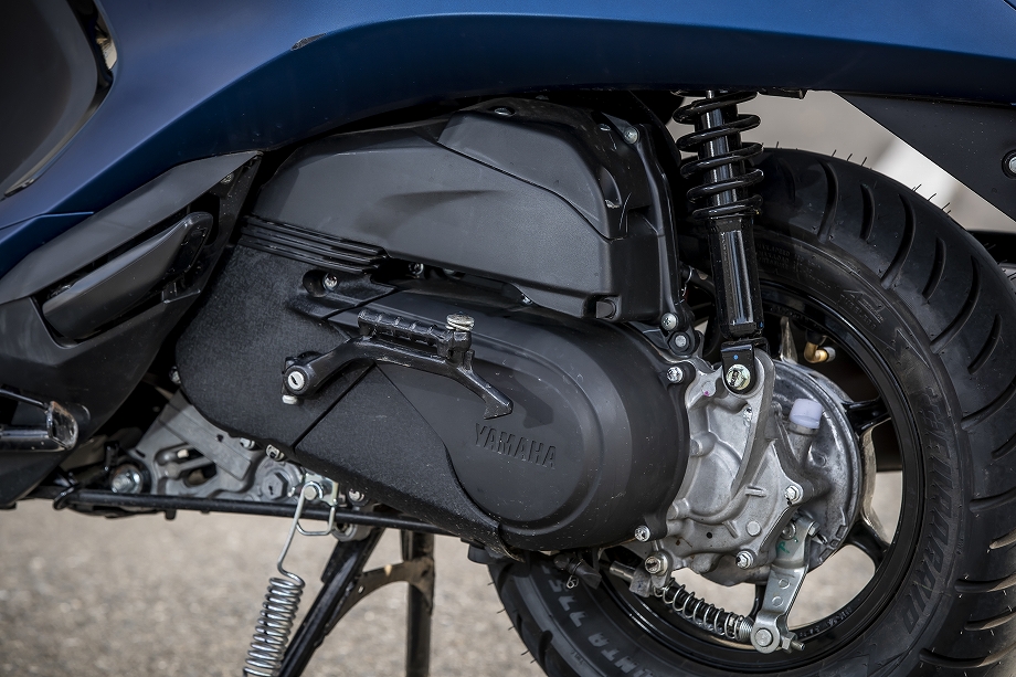 ヤマハ FASCINO125FI HYBRID（ファッシーノ）【国内未発売モデル】の 