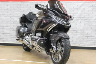 GL1800 GOLDWING TOUR DCT