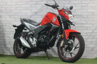 HORNET 160R