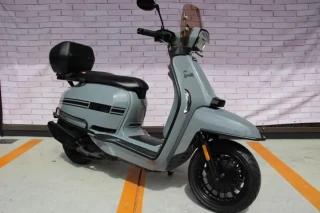 LAMBRETTA V125 Special