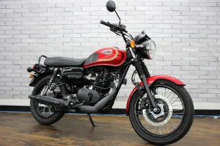 W175