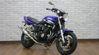XJR400R