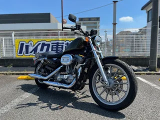 XL883