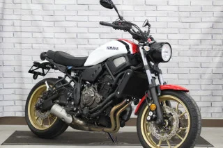 XSR700