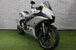 YZF-R3