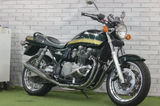 ZEPHYR750RS