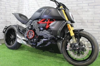 Diavel S 1260