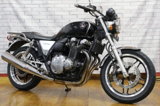 CB1100