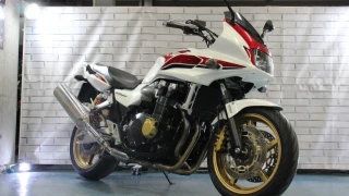 CB1300 SUPER BOLD'OR ABS