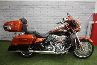 FLHXSE Street Glide  CVO