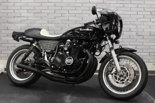 Z750FOUR