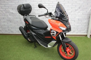 SR GT200