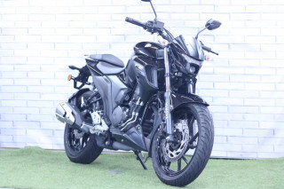 FZ25 ABS