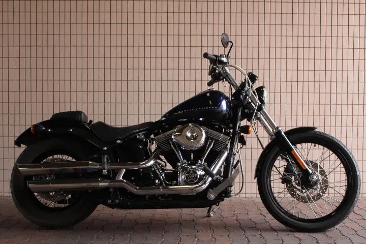 FXS Black Line