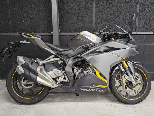 CBR250RR