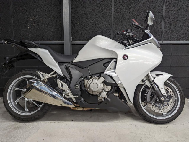 ホンダ VFR1200Fの買取事例一覧