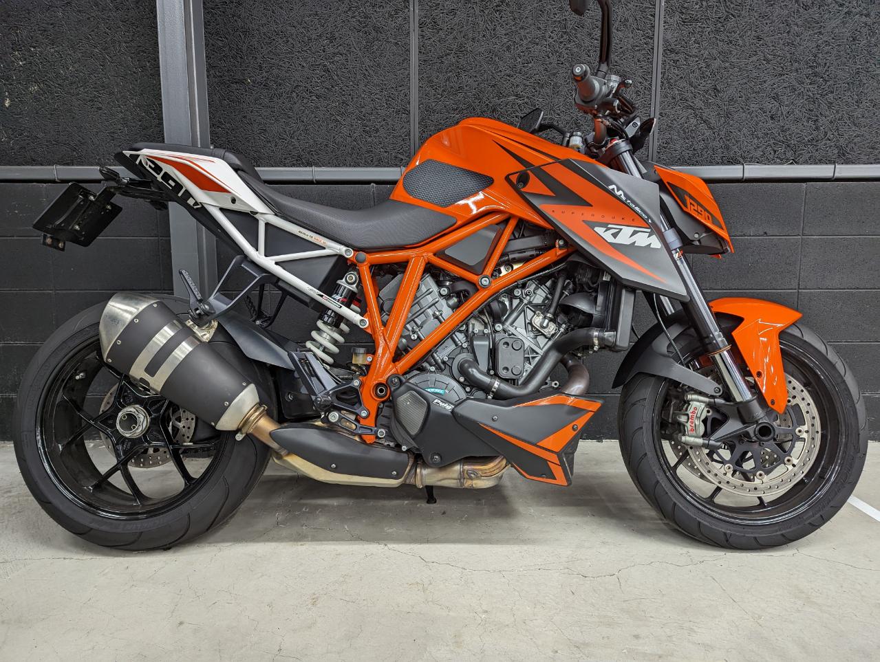 KTM 1290スーパーデュークRの買取事例一覧