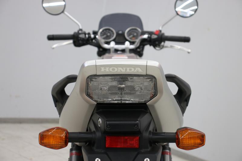 ホンダ CB400 SUPER FOUR REVO ABS（スーパーフォア） 【ETC/USB電源/エンジンガード/センタースタンド/セキュリティアラーム】の詳細  中古・新車バイクの販売・買取【バイク館SOX】