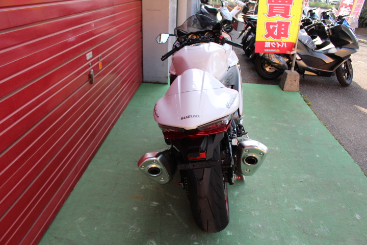 スズキ GSX1300R隼(ハヤブサ) ワンオーナー・シングルシートカウル