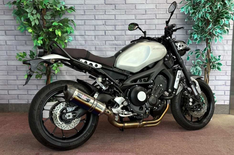ヤマハ XSR900 2016年モデル！ヨシムラフルエキ装備！の詳細 | 中古