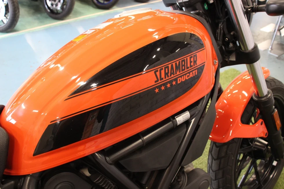 ドゥカティ SCRAMBLER SIXTY2（スクランブラー） 【☆通販可能☆ USB付