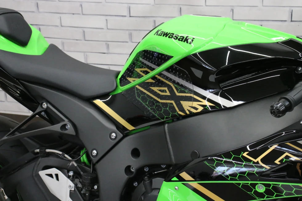 カワサキ ZX-10R 2020年モデル KRT Edition トリックスタースリップ